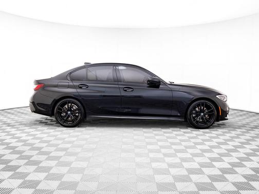 2021 BMW 330 xDrive