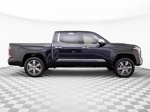 2022 Toyota Tundra Hybrid Capstone