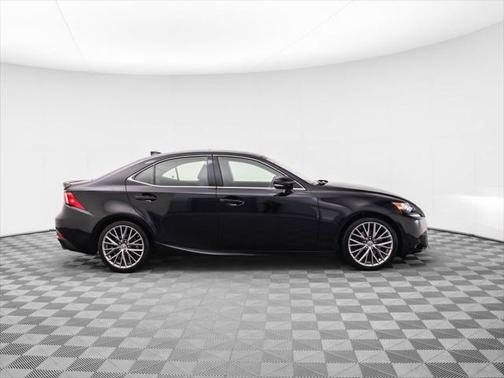 2015 Lexus IS 250 Crafted Line