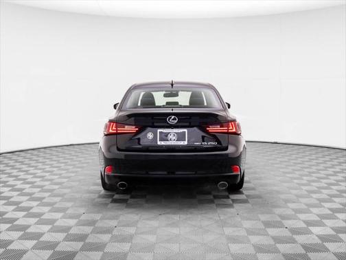 2015 Lexus IS 250 Crafted Line