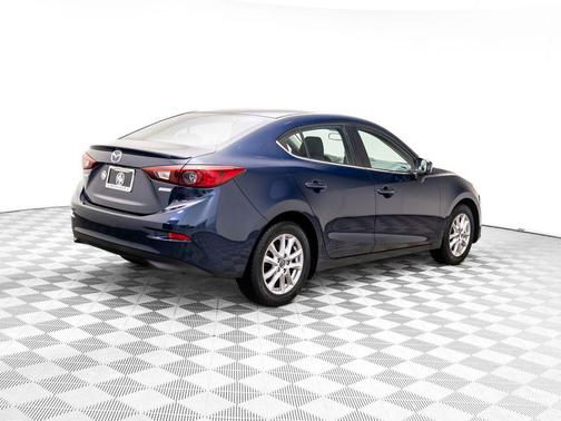 2016 Mazda Mazda3 i Touring