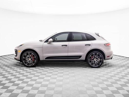 2022 Porsche Macan S