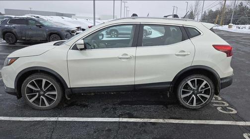 2018 Nissan Rogue Sport SL