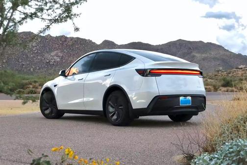 2026 Tesla Model Y Long Range Launch Series