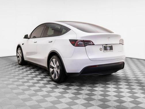 2024 Tesla Model Y Long Range Dual Motor All-Wheel Drive