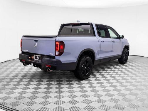 2022 Honda Ridgeline Black