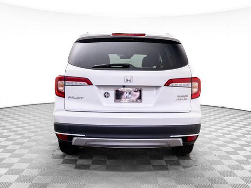 2021 Honda Pilot Touring 8-Passenger