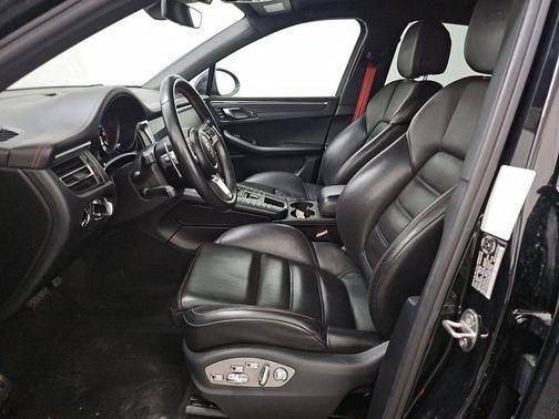 2021 Porsche Macan GTS