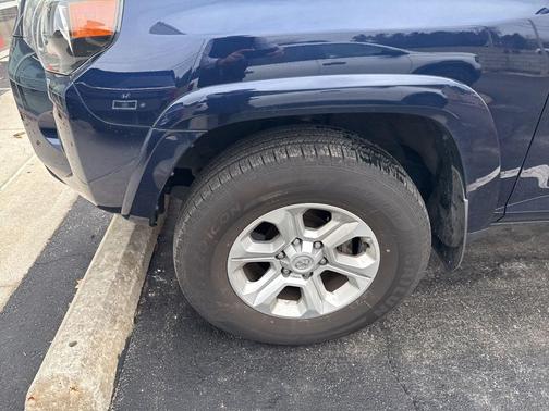 2024 Toyota 4Runner SR5