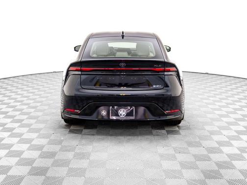 2024 Toyota Prius XLE