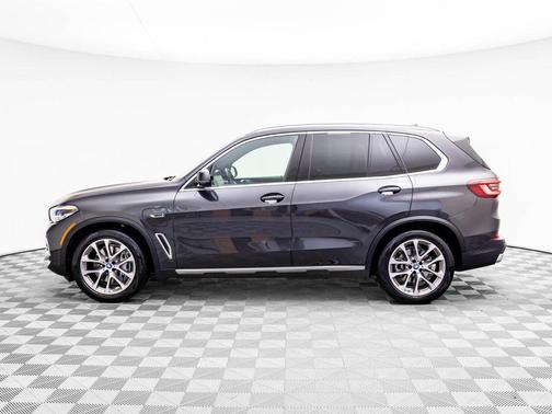 2022 BMW X5 PHEV xDrive45e