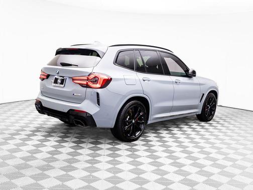 2024 BMW X3 M40i