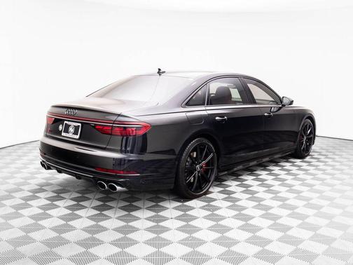 2022 Audi S8 4.0T