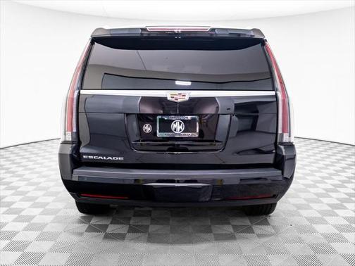 2016 Cadillac Escalade Luxury