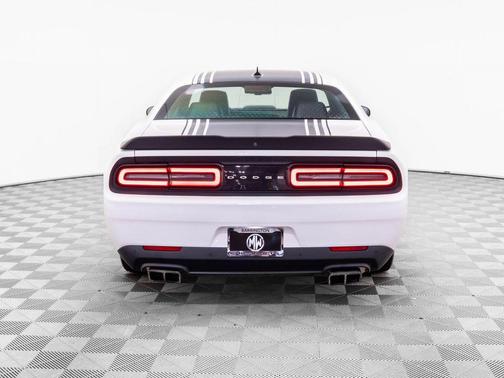 2015 Dodge Challenger R/T Plus