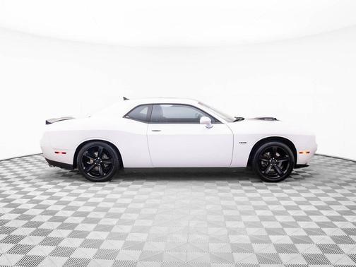 2015 Dodge Challenger R/T Plus