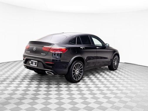 2023 Mercedes-Benz GLC 300 4MATIC Coupe