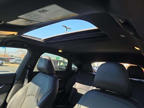 2024 INFINITI QX55 LUXE