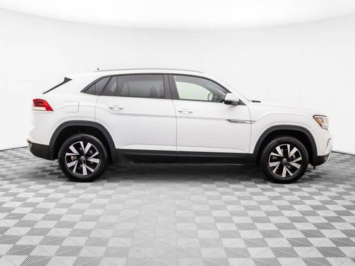 2021 Volkswagen Atlas Cross Sport 2.0T SE