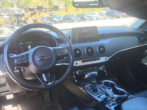 2019 Kia Stinger Premium
