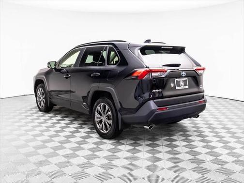 2023 Toyota RAV4 Hybrid XLE Premium