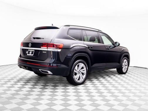 2022 Volkswagen Atlas 3.6L SE w/Technology