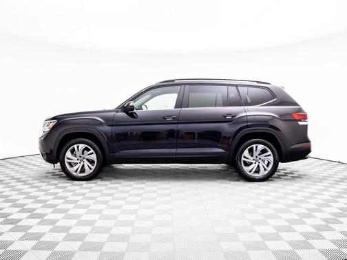 2022 Volkswagen Atlas 3.6L SE w/Technology
