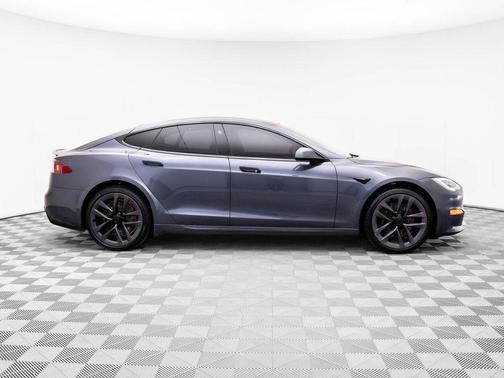 2021 Tesla Model S Plaid