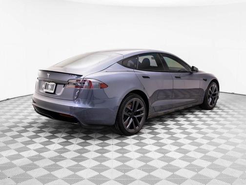 2021 Tesla Model S Plaid