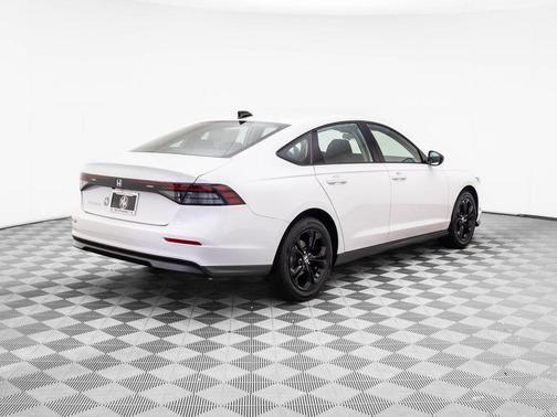 2025 Honda Accord Sport SE 1.5T