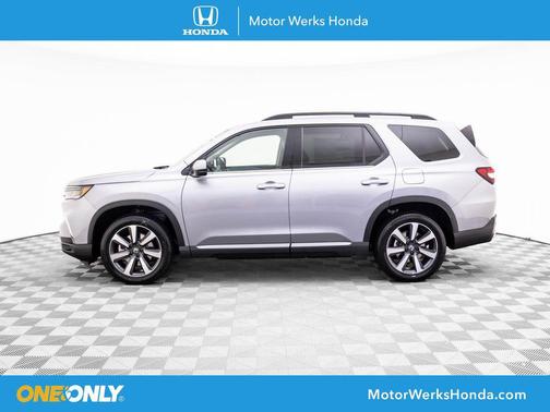 2025 Honda Pilot Touring 8-Passenger