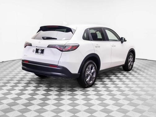 2026 Honda HR-V LX