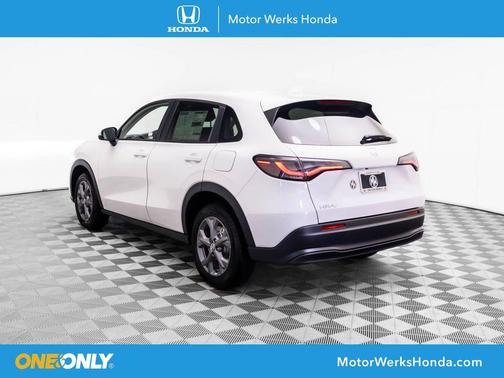 2026 Honda HR-V LX