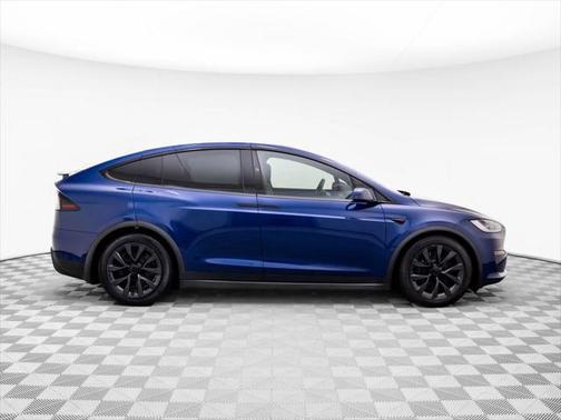 2023 Tesla Model X Standard Range
