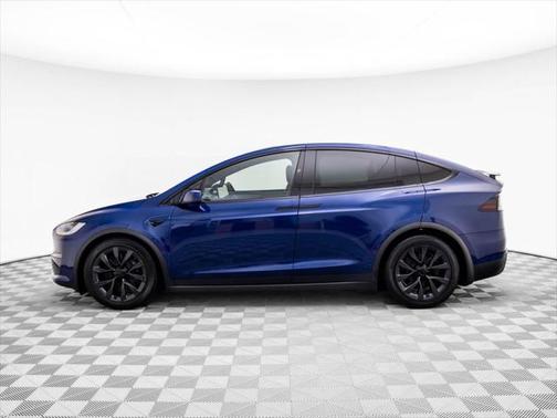 2023 Tesla Model X Standard Range