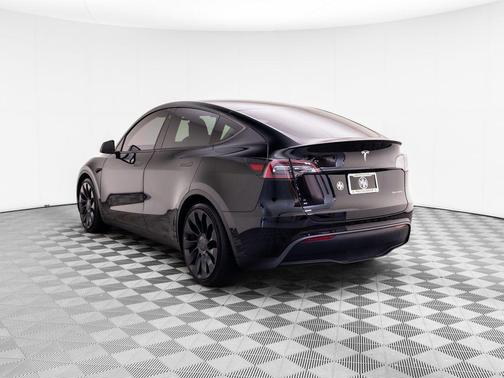 Solid Black 2022 Tesla Model Y Performance Dual Motor All-Wheel Drive