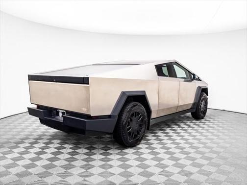 2024 Tesla Cybertruck Cyberbeast