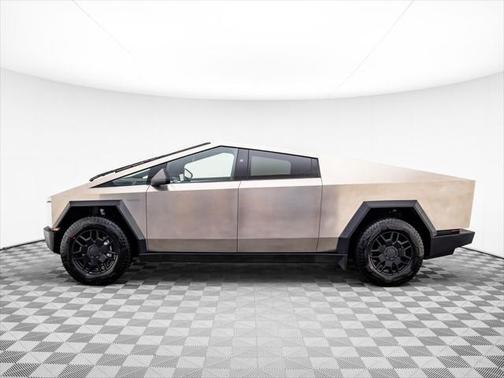 2024 Tesla Cybertruck Cyberbeast