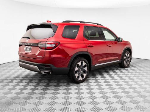 2026 Honda Pilot Touring 8-Passenger