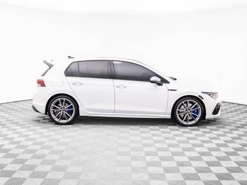 2024 Volkswagen Golf R 2.0T Manual