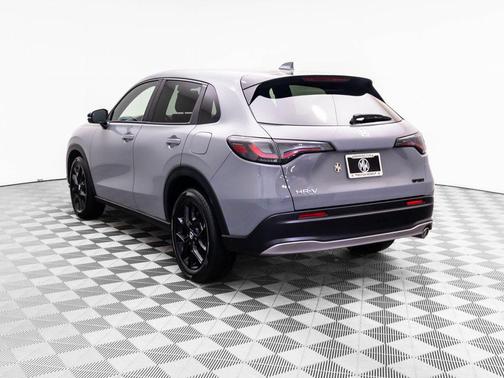 Urban Gray Pearl 2024 Honda HR-V Sport