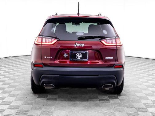 Velvet Red Pearlcoat 2019 Jeep Cherokee Latitude