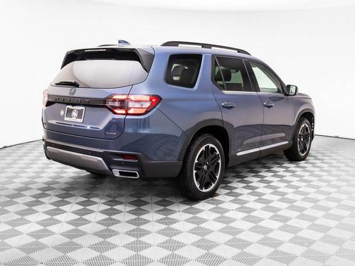 2026 Honda Pilot Touring 8-Passenger