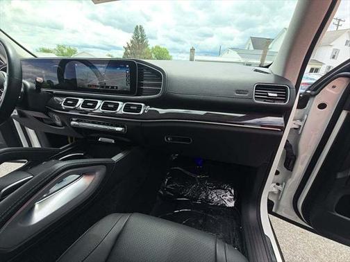 2023 Mercedes-Benz GLS 450 4MATIC