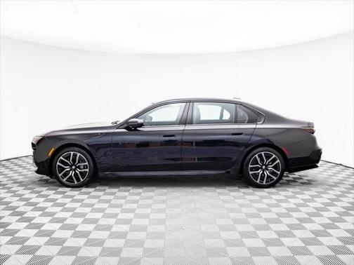 2024 BMW 740 i xDrive