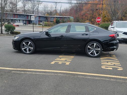 2025 Acura TLX 