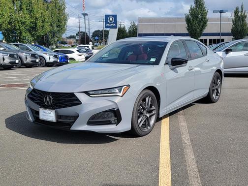 2025 Acura TLX 