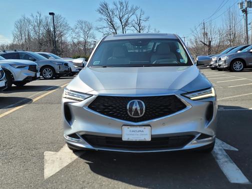 Lunar Silver Metallic 2023 Acura MDX