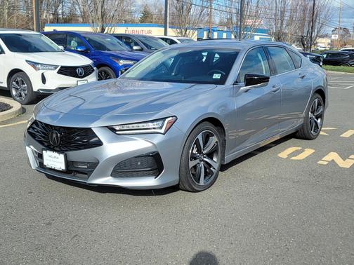 2025 Acura TLX 
