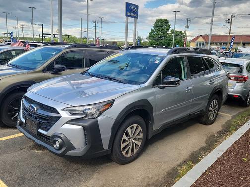 Ice Silver Metallic 2025 Subaru Outback Premium